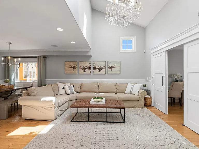 705 1/2 Goldenrod Ave — Photo 4