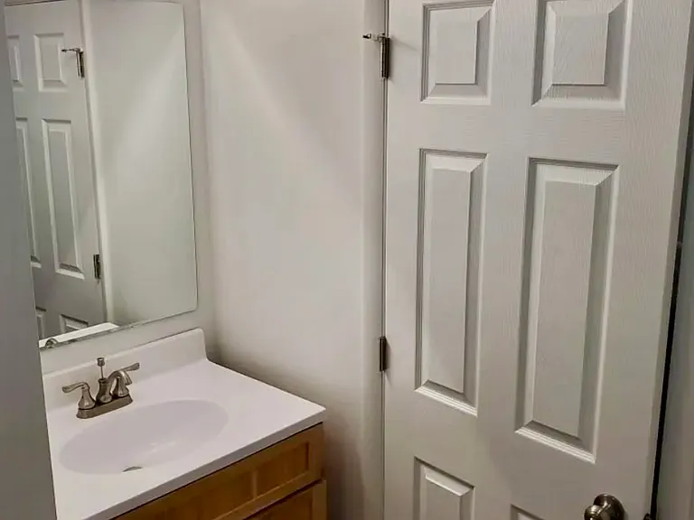 1010 West Springfield Avenue - Bailey 3BR — Photo 6