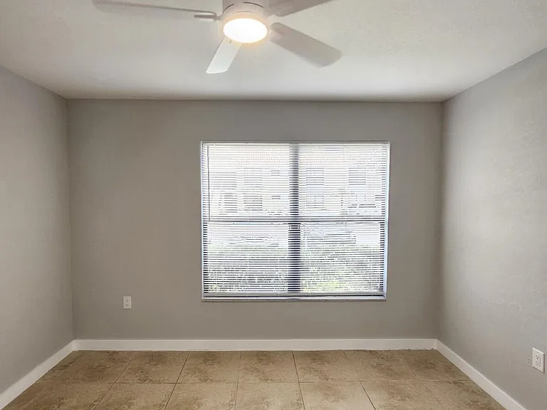 1545 Lake Crystal Dr #D — Photo 10