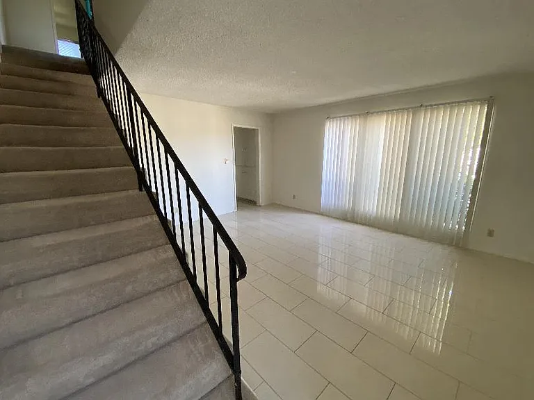 5817 Greenleaf Ave #A — Photo 8