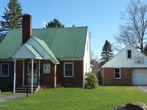 476 Prospect St, Montrose, PA 18801