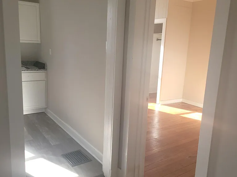 1202 Innis Ct — Photo 18