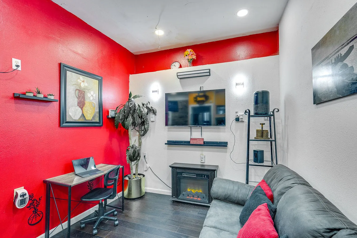 Studio, 1.0 bath, 592 sqft, $2,322 — Photo 3