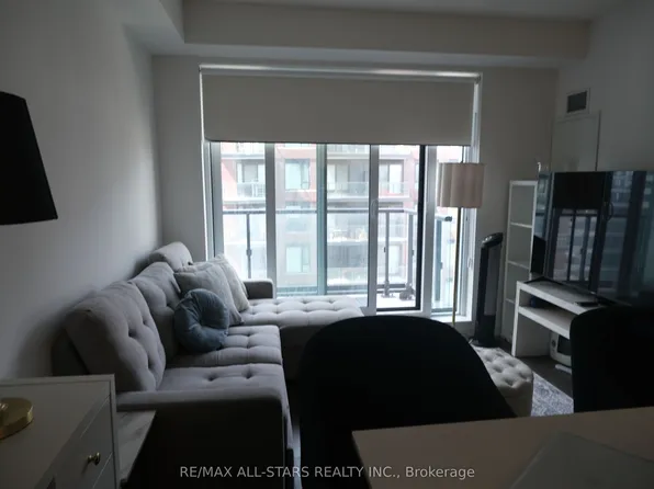 130 River St #1007, Toronto, ON M5A 0R8