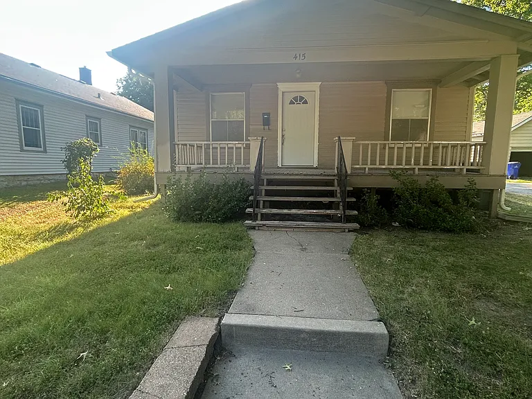 415 S Harrison St — Photo 1