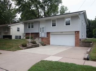 1123 54th St #A, Moline, IL 61265