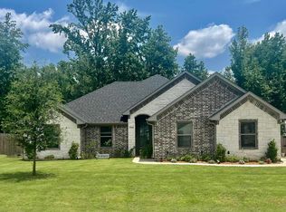 17135 Ironwood Dr, Flint, TX 75762