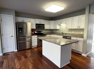 39 Creekside Dr, Pottstown, PA 19464