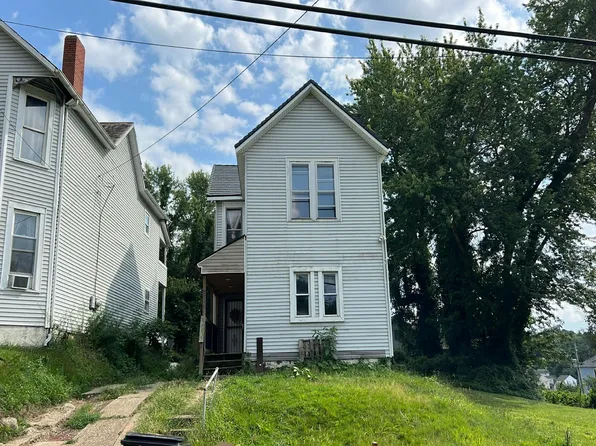 1072 Eastman St, Zanesville, OH 43701