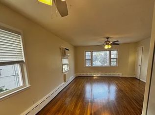 1374 Clove Rd #2, Staten Island, NY 10301