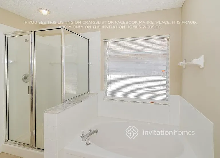 1656 Hawkins Cove Dr E — Photo 19