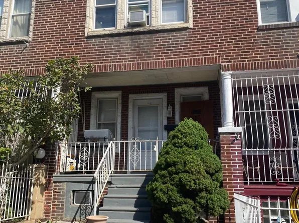 185 Saber St, Philadelphia, PA 19140