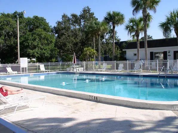203 46th Avenue Ter W APT 436, Bradenton, FL 34207