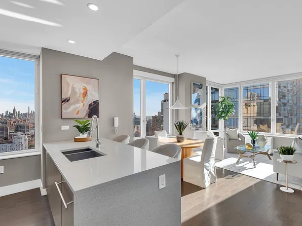 388 Bridge St APT 39G, Brooklyn, NY 11201