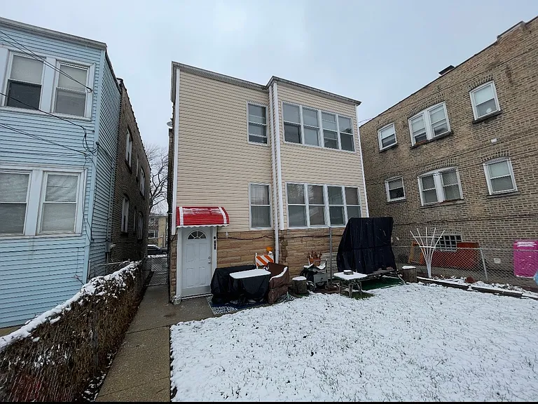 5105 W Roscoe St #2 — Photo 8