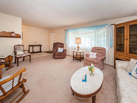 2nd image of 2439 Lighthouse Dr
