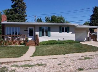 905 Perkins St, Belle Fourche, SD 57717