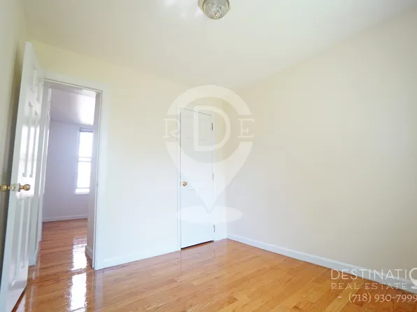 648 46th Street image 11 of 12