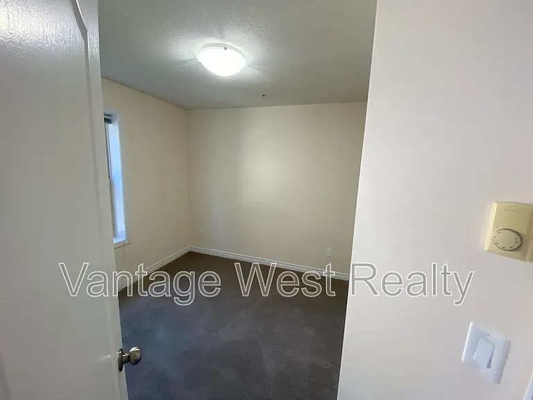 598 Sutherland Ave #203 — Photo 9