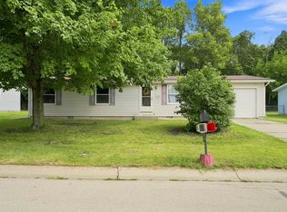 2030 Chief Turtle Ct, Huntington, IN 46750