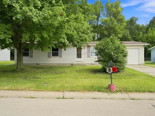 2030 Chief Turtle Ct, Huntington, IN 46750