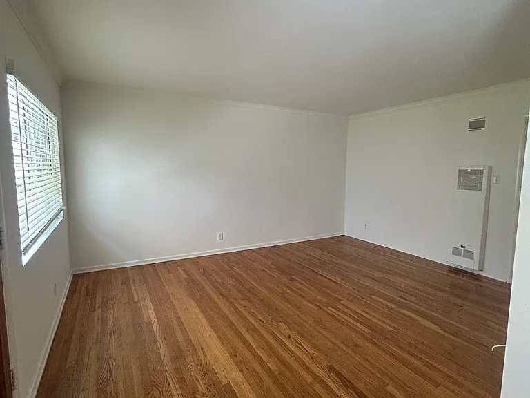 848 9th St #2 — Photo 5