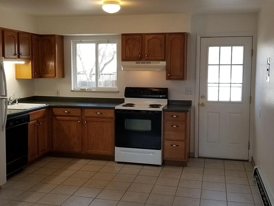 2nd image of 313 Bonnie Ct