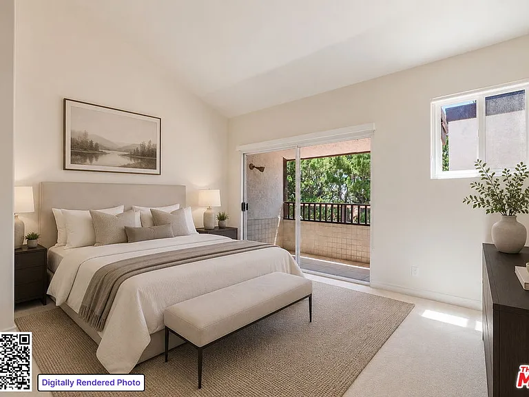 17241 Palisades Cir — Photo 11