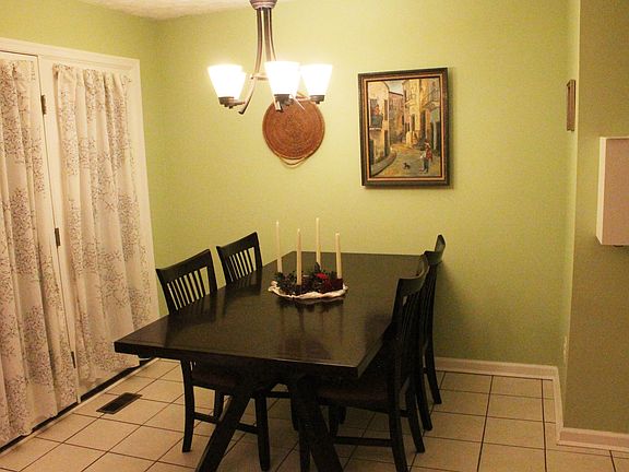 Dining Area of Kitchen