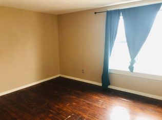 604 E Carver St, Philadelphia, PA 19120