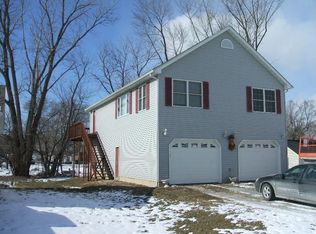 205 5th Ave, Colona, IL 61241