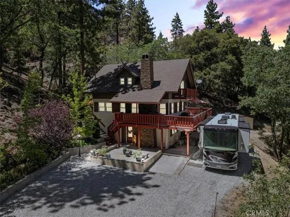 869 Mockingbird Rd, Wrightwood, CA 92397