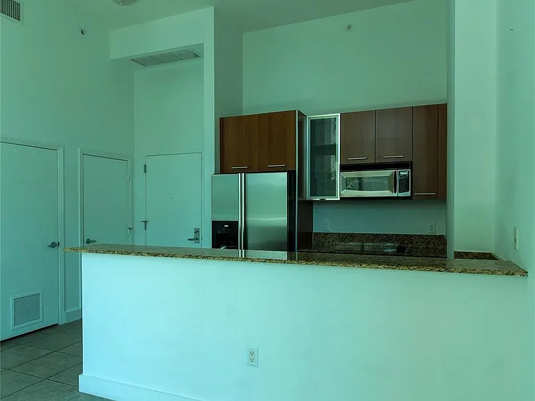 9055 SW 73rd Ct #309 — Photo 5
