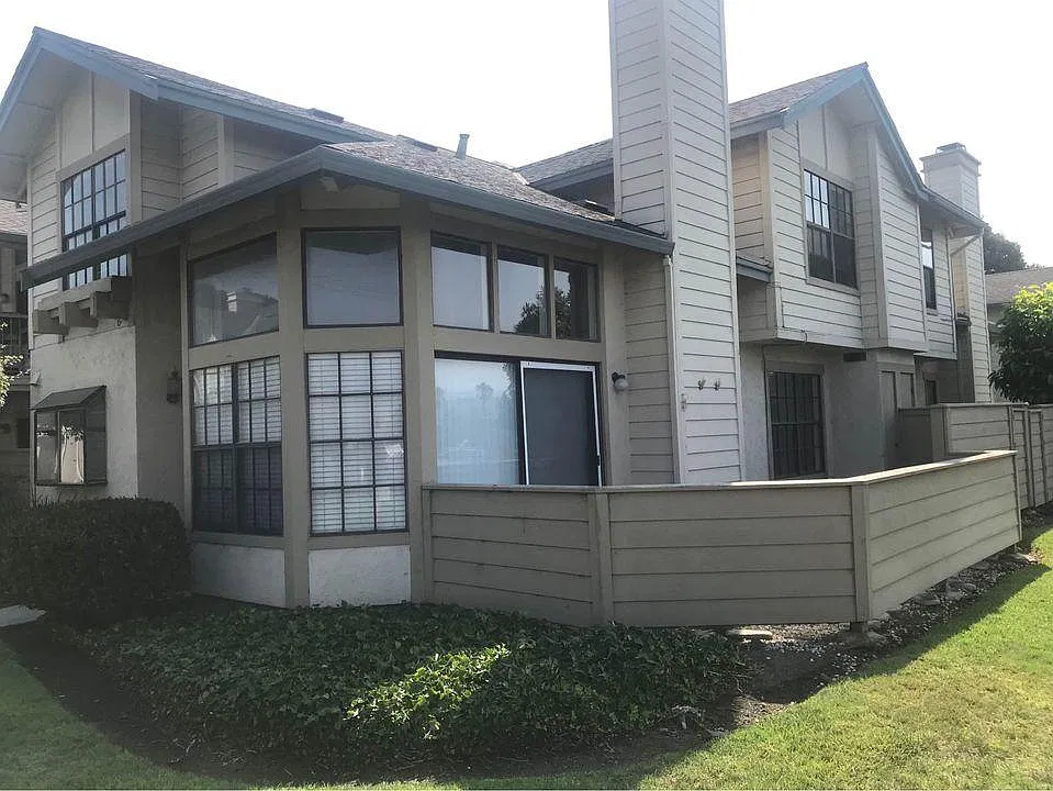 3 bed, 1400 sqft, $5,500 — Photo 2