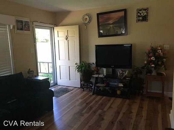 3rd image of 809 Mohawk Dr