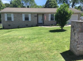 145 Meadow View Ln, Powell, TN 37849