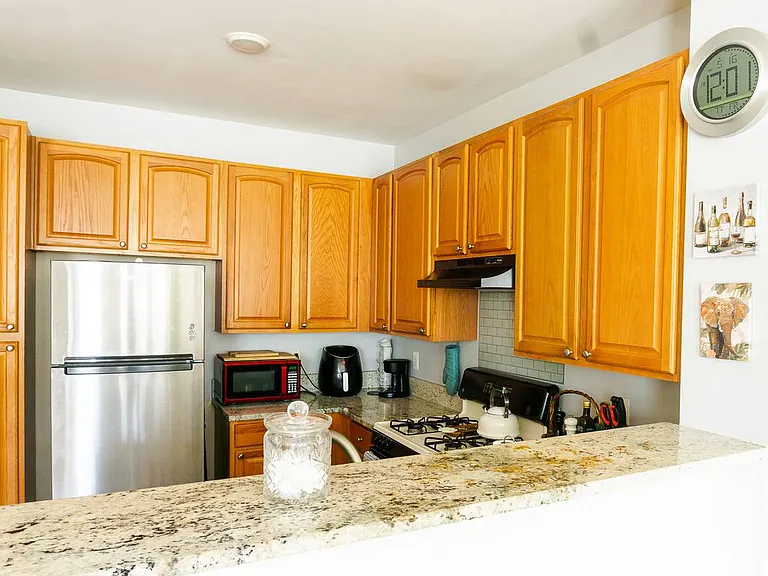 13050 Sidlaw Hills Ln — Photo 19