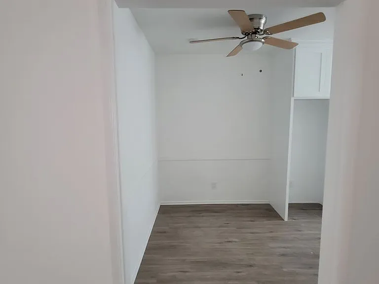 s1117 — Photo 8