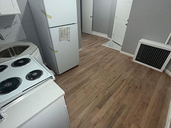 2nd image of 1720 Bussing Ave #1