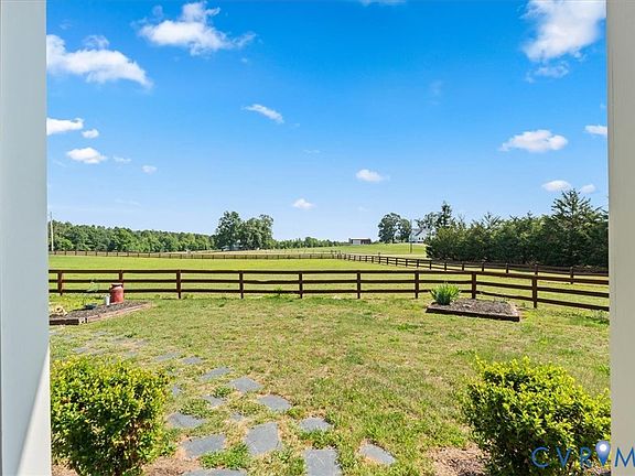 2nd image of 3137 Trenholm Rd