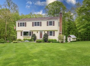 8 Archers Ln, Redding, CT 06896
