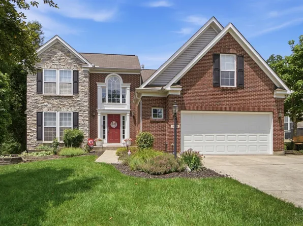 858 Trappers Xing, Milford, OH 45150