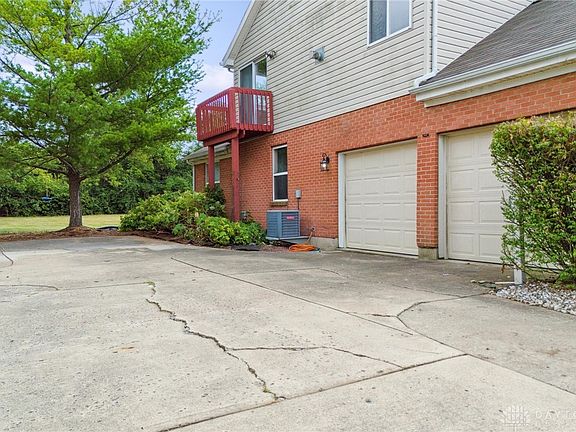 4th image of 8124 Julian Pl