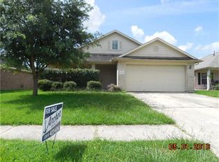 10810 Country Squire Blvd, Baytown, TX 77523