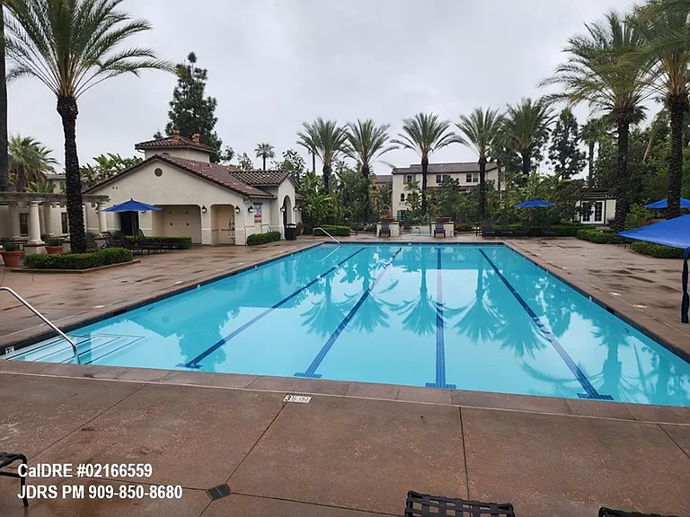 902 N Botanica Ln #D — Photo 15