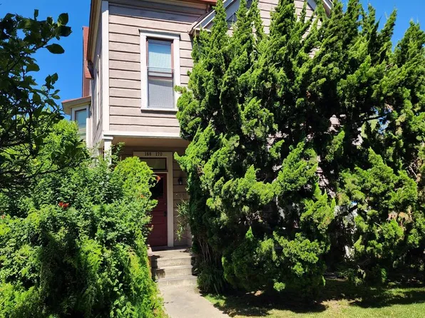 164-70 D Avenue