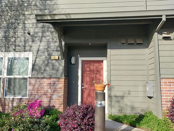 3rd image of 5499 Carlson Dr APT 101