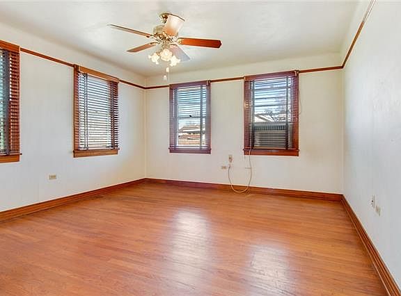 5th image of 401 Zinnia Ave