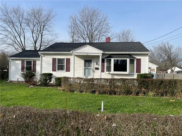 12 Seneca Pl, Seneca Falls, NY 13148
