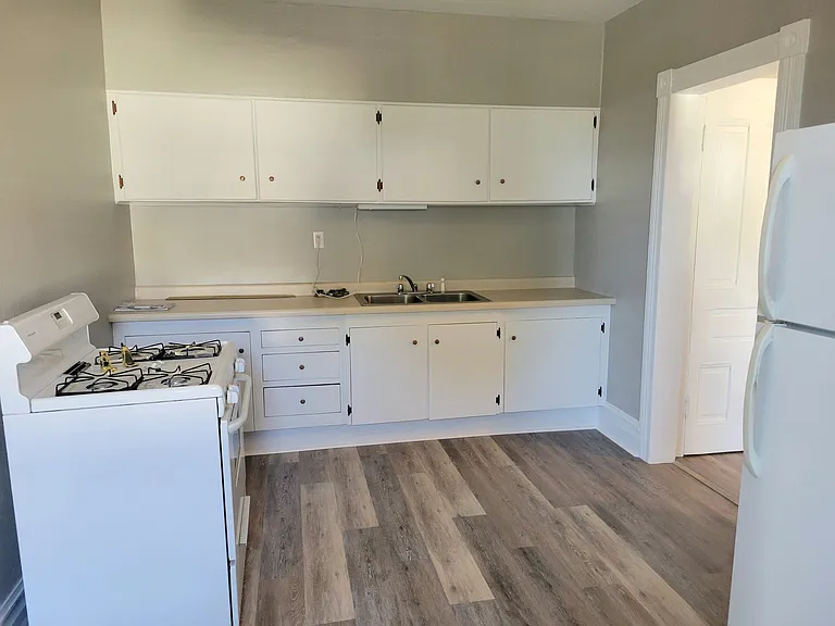 135 E Dubois Ave #135A — Photo 7